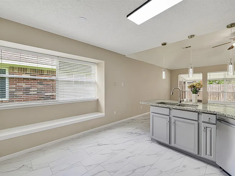 16514 Camino Del Sol Dr — Photo 19