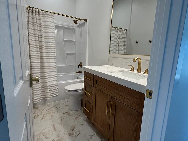 1531 Avohill Dr — Photo 17