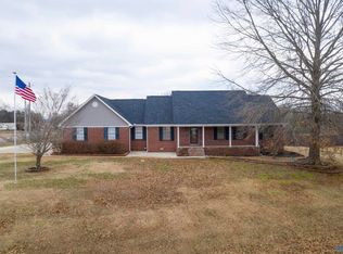 108 Maxx Dr, Hazel Green, AL 35750