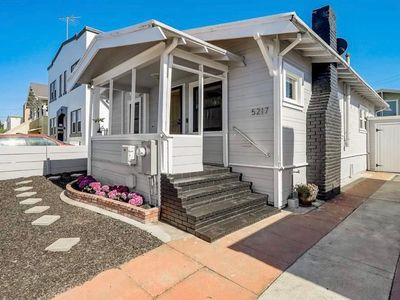 5217 Bancroft Ave, Oakland, CA, 94601