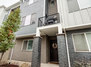 15207 S Reins Way, Bluffdale, UT 84065