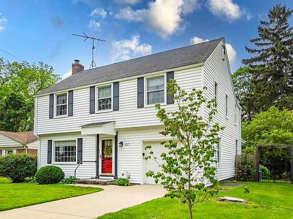 3rd image of 1217 Westmoorland St