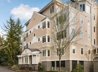 125 Furnace St #125, Lake Oswego, OR 97034