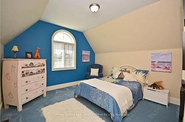 2271 Lyndhurst Dr — Photo 21