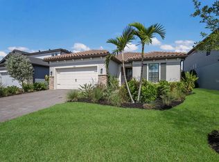 5780 Bluestar Ct, Lakewood Ranch, FL 34211