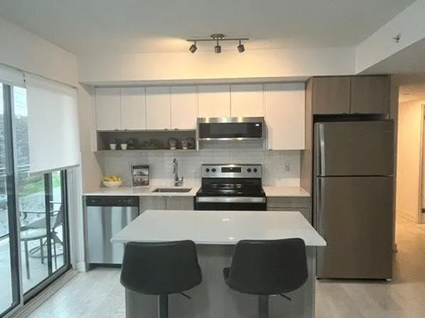 1117 Cooke Blvd #A216, Burlington, ON L7T 0C6