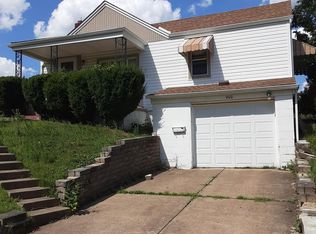330 Cedarhurst St, Pittsburgh, PA 15210
