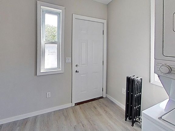 5th image of 66 Arnold St #1