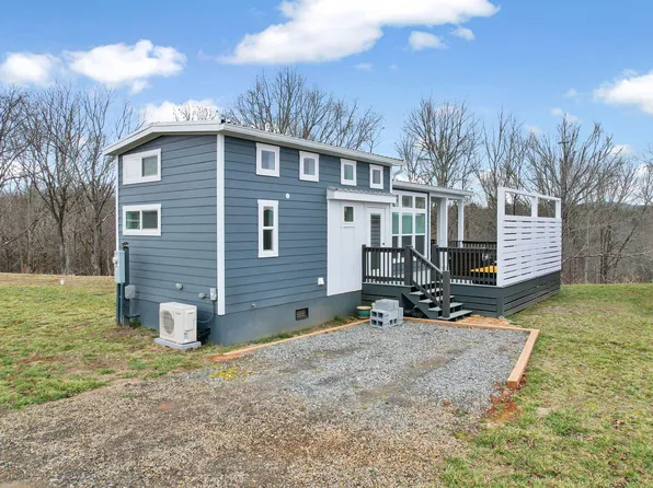 177 Roper Rd, Copperhill, TN 37317