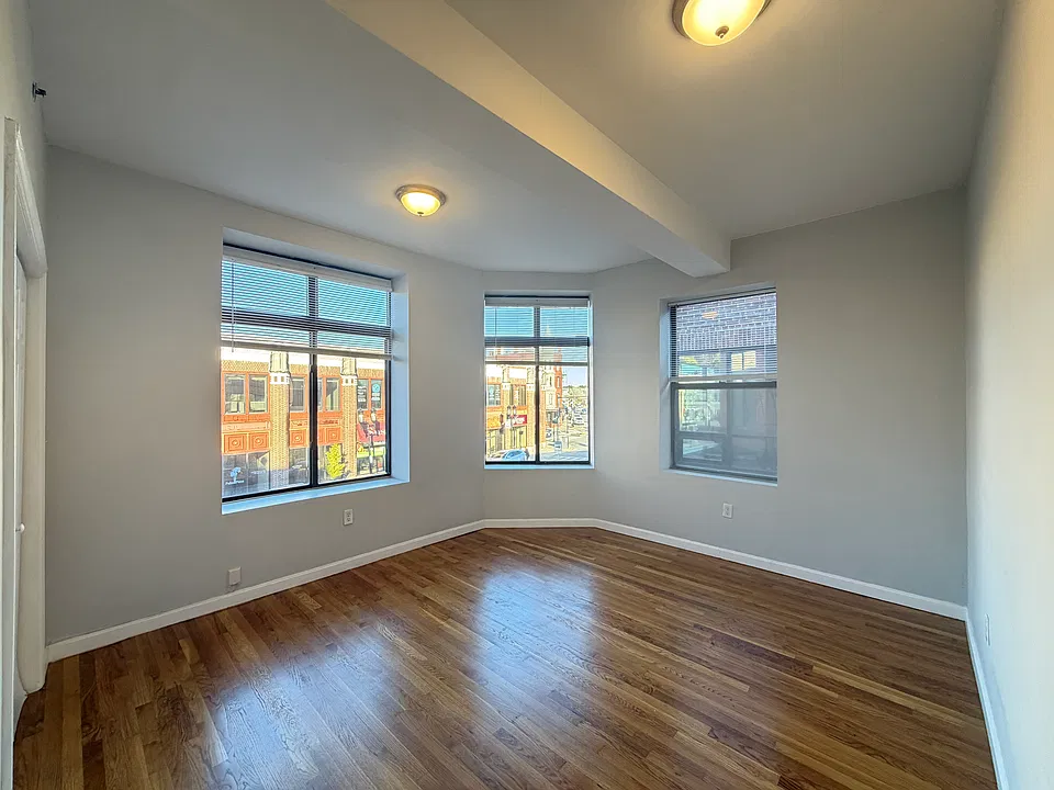 20 High St #4