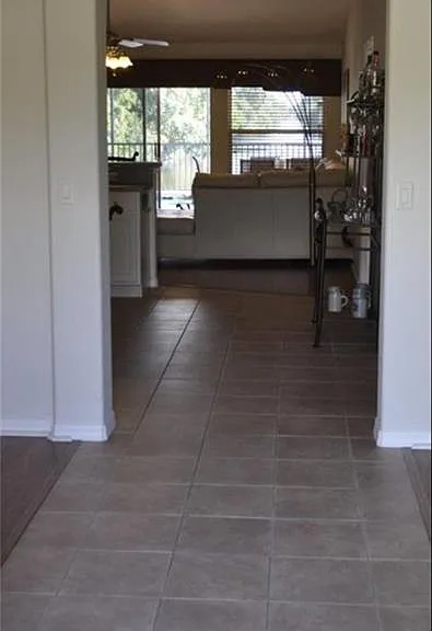 826 SW 32nd Ter — Photo 34