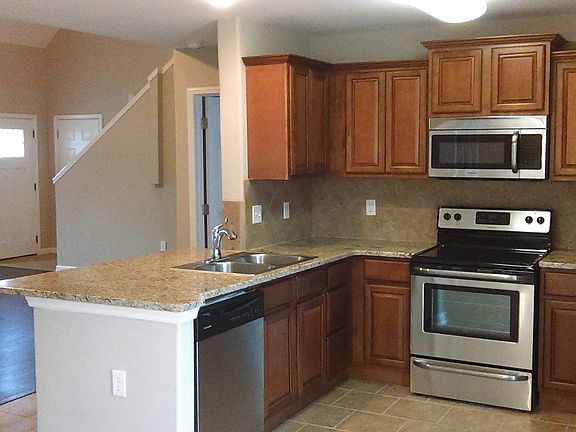2nd image of 701 Mimosa Ct