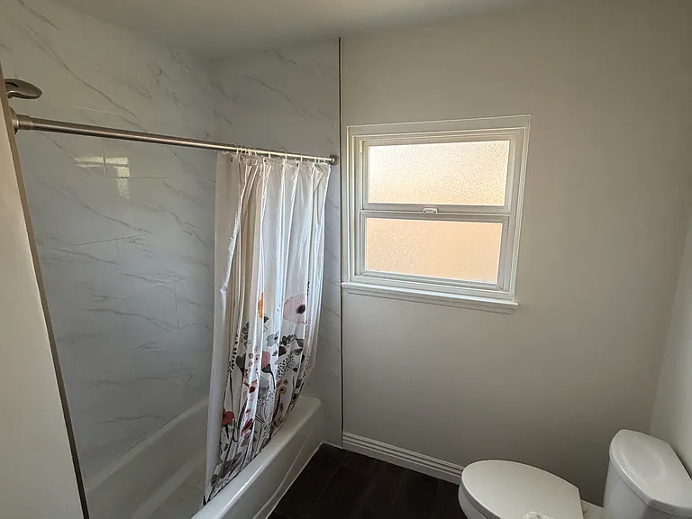 3052 Honolulu Ave #B — Photo 7