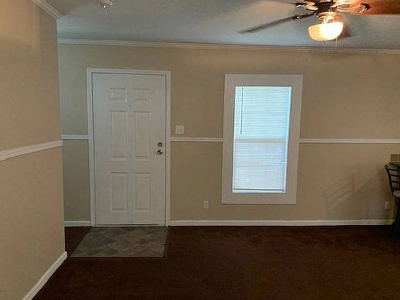 3rd image of 305 Sentry Palm Ln