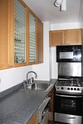 Rented by Maria Buncick Fine Properties, LLC | media 23