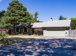 938 Rilance Ln, Oregon City, OR 97045
