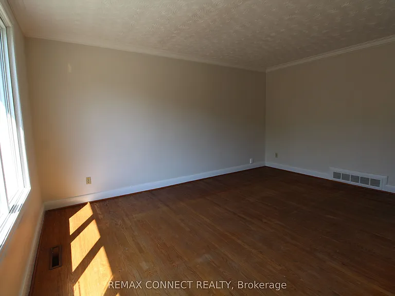 166 Moore Park Ave — Photo 14