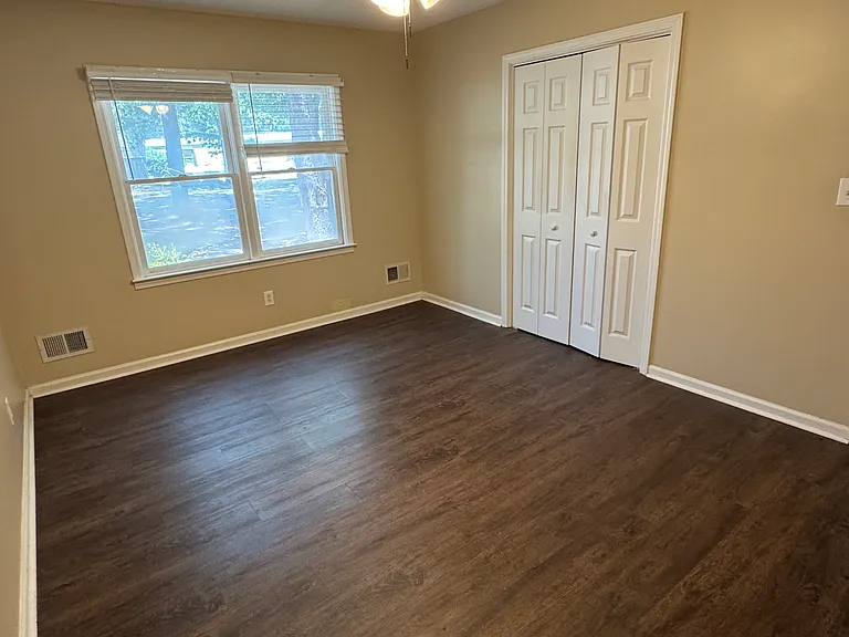 134 Rembert Martin Park #B — Photo 7