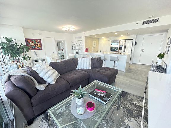 3rd image of 7601 E Treasure Dr APT 1017