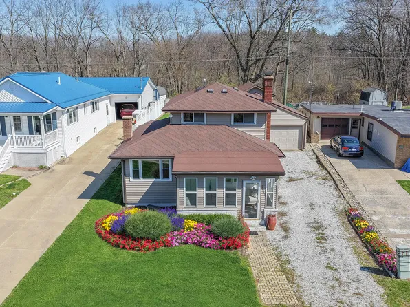 70649 Sunset Blvd, Union, MI 49130