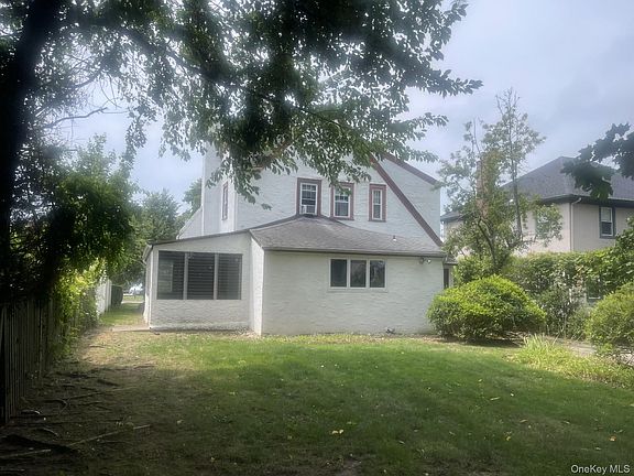 5th image of 334 Westwood Road