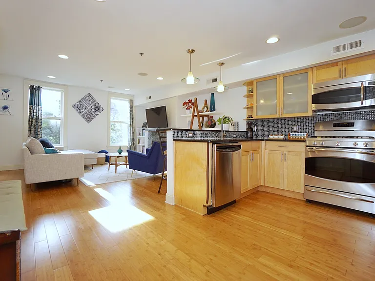 223 Park Ave #2 — Photo 6