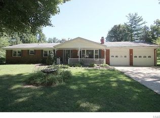 6 White Oak Ln, Saint Peters, MO 63376