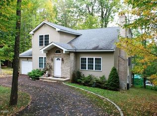 8 Hidden Valley Ct, Lake Ariel, PA