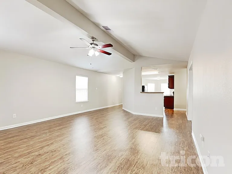2437 Regatta Ln — Photo 3