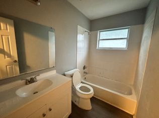 1101 SW 61st St, Gainesville, FL 32607