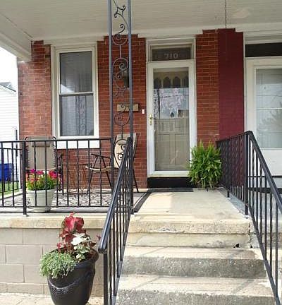 4th image of 710 Windsor St