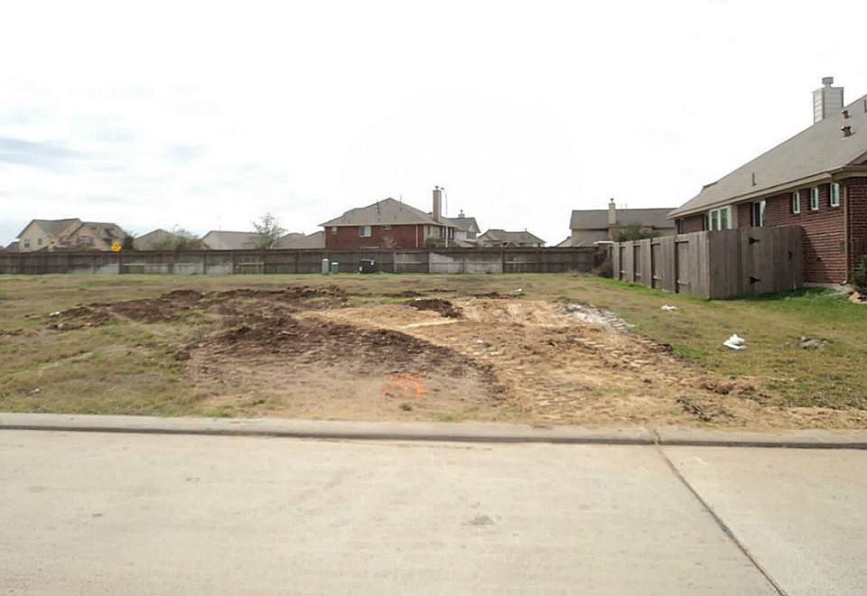 1st image of 7126 Baitland Dr