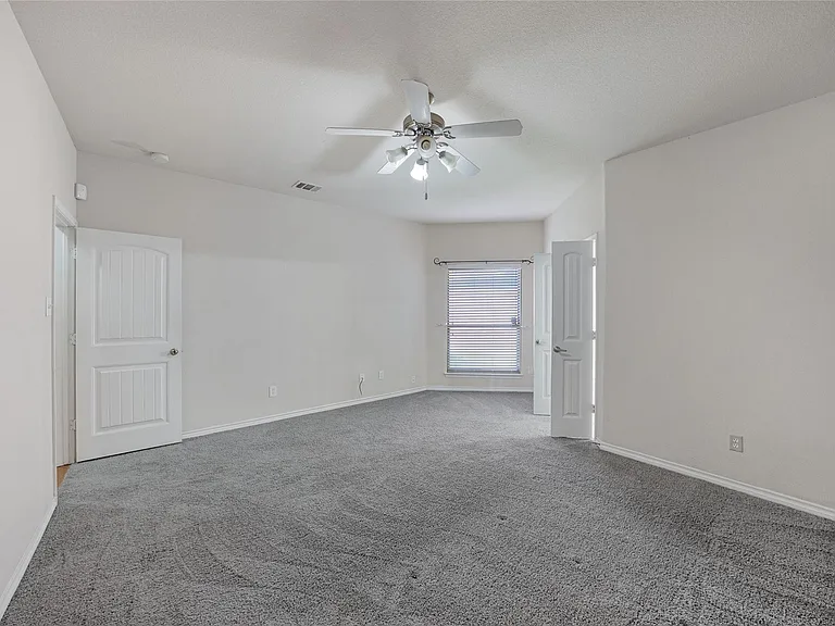 1411 Snowberry Dr — Photo 23