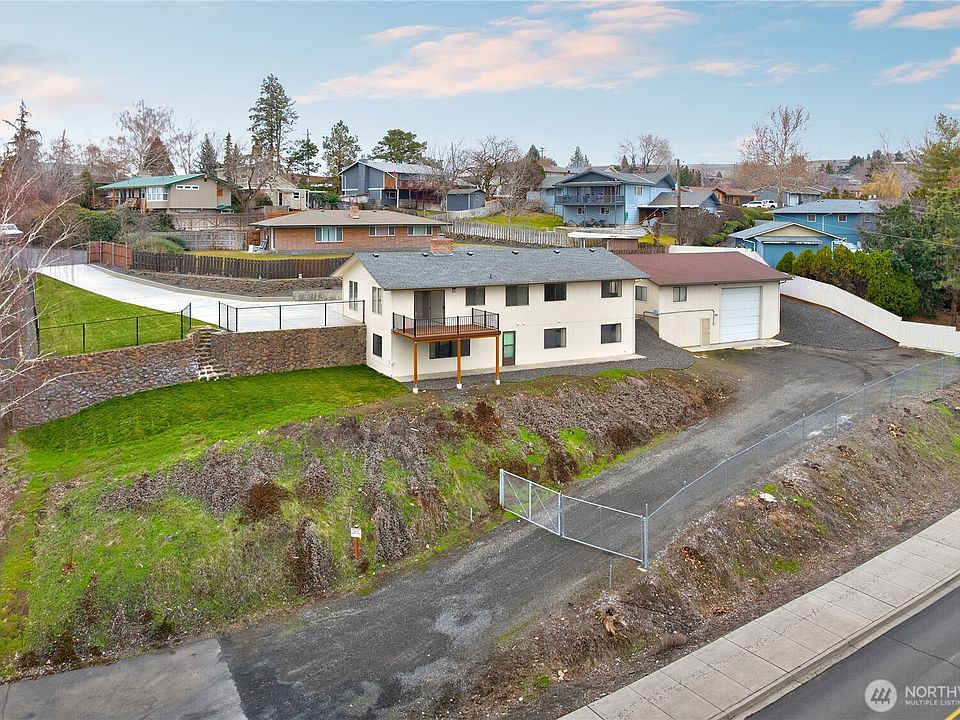 1st image of 608 Anchor Place