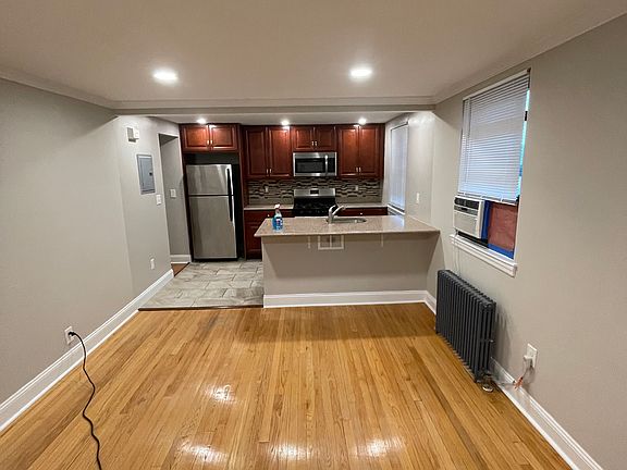 4th image of 65 Arcadia Rd