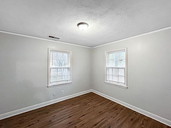 4th image of 4297 Leatherwood Ave