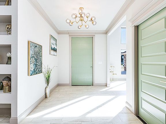 2nd image of 5205 Riviera