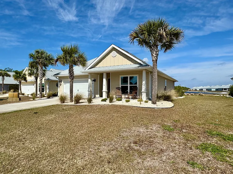 150 Heron Ct — Photo 1