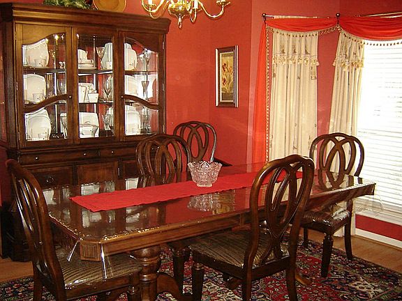 Large Formal Dining Room