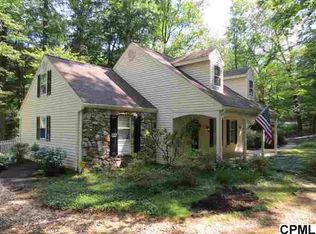 55 Dogwood Dr, Hershey, PA 17033