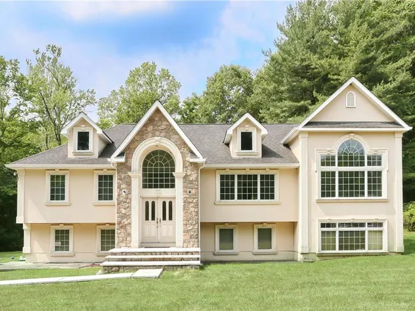 55 N Lorna Lane, Suffern, NY 10901