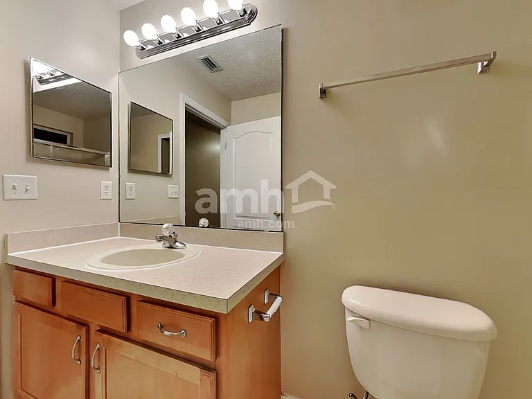 12275 Captiva Bluff Rd — Photo 16