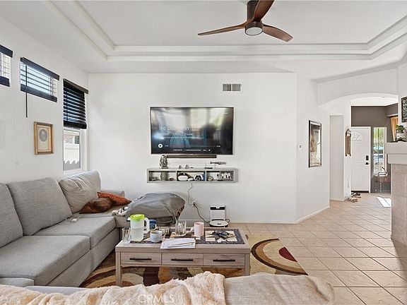 5th image of 1851 Riviera Ave