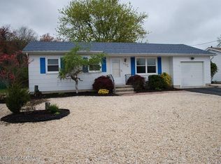 335 Tuscarora Ave, Barnegat, NJ 08005