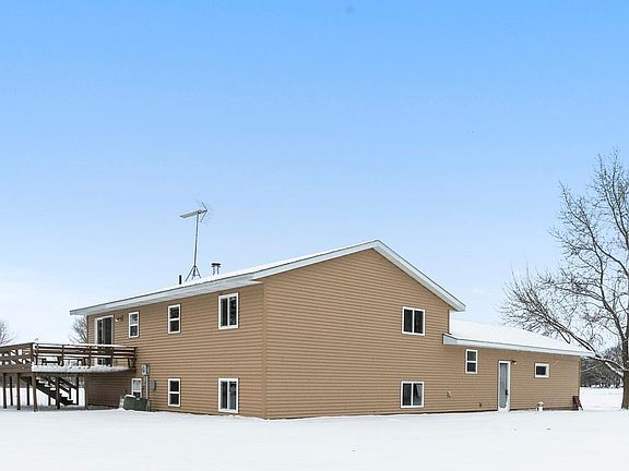 3rd image of 45562 County Road 194