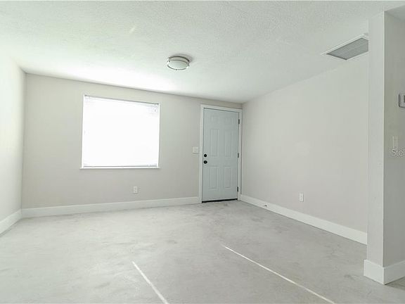 4th image of 2802 N Boulevard APT A