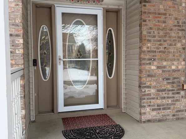 4335 Sean Ct, Eagan, MN 55123