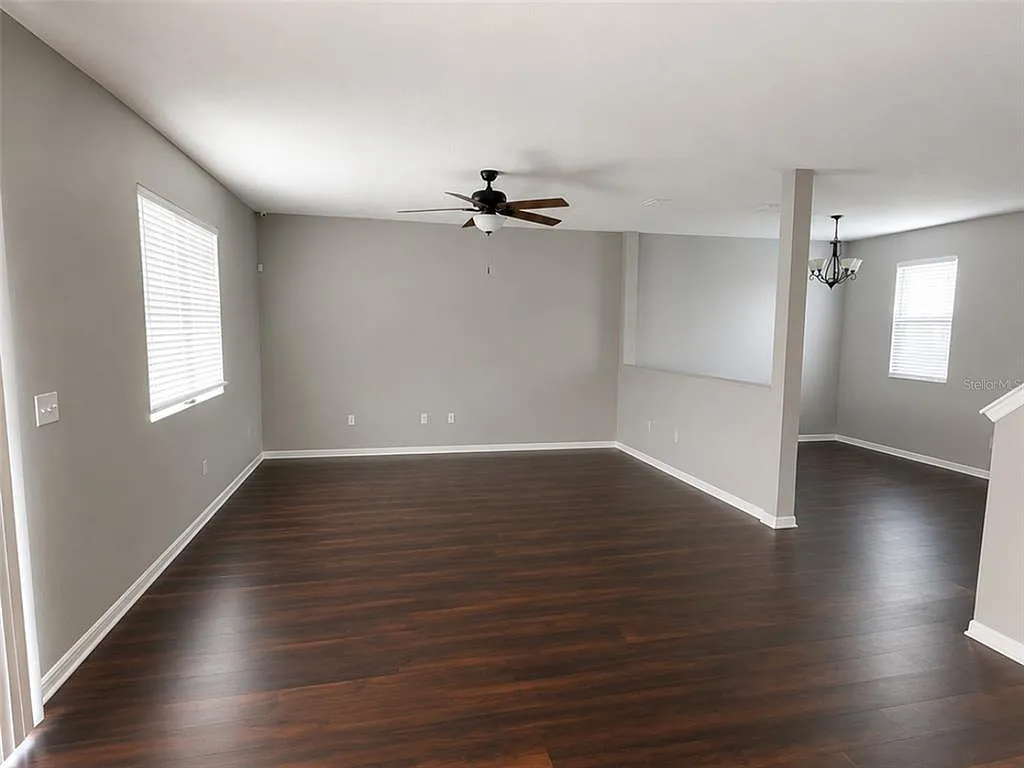 3 bed, 2.5 bath, 2770 sqft, $2,850 — Photo 4