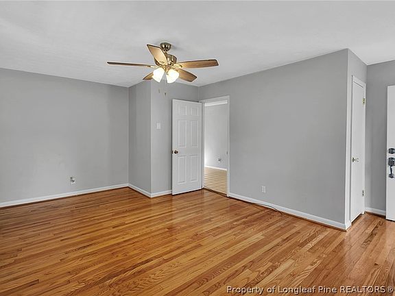 4th image of 4431 Lee Ave