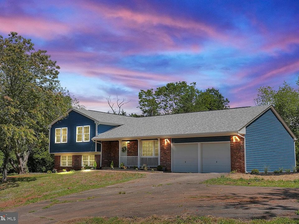 1st image of 17263 Deerfield Ln